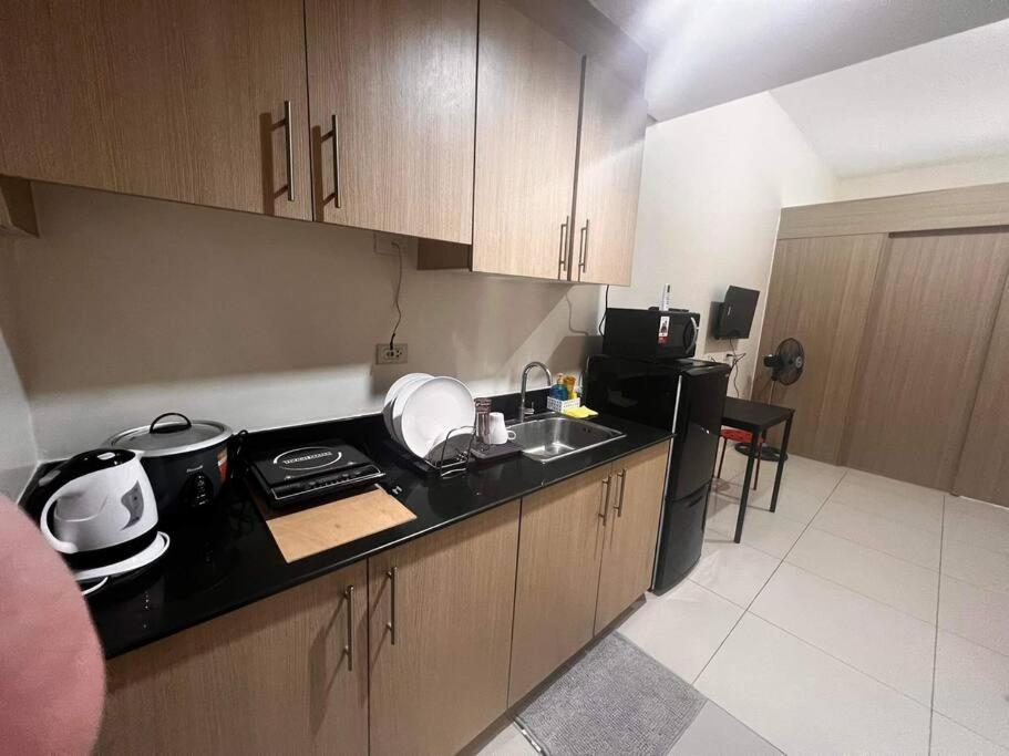 Breeze Residences - 1Br Unit With Balcony -Top Floor มะนิลา ภายนอก รูปภาพ